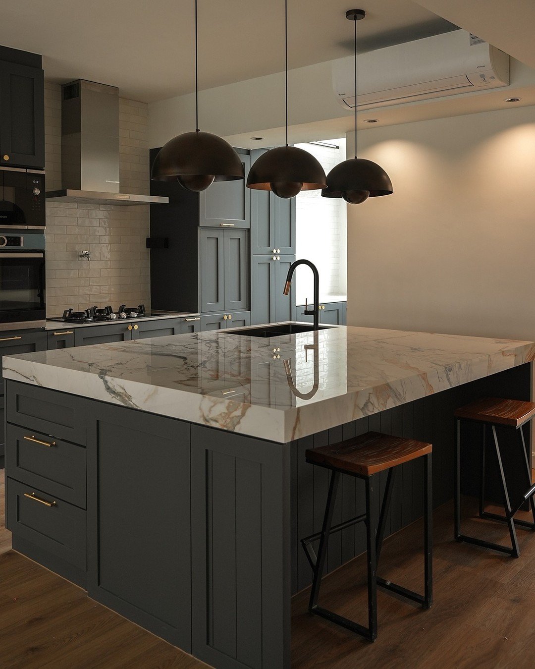 Image gallery marquee