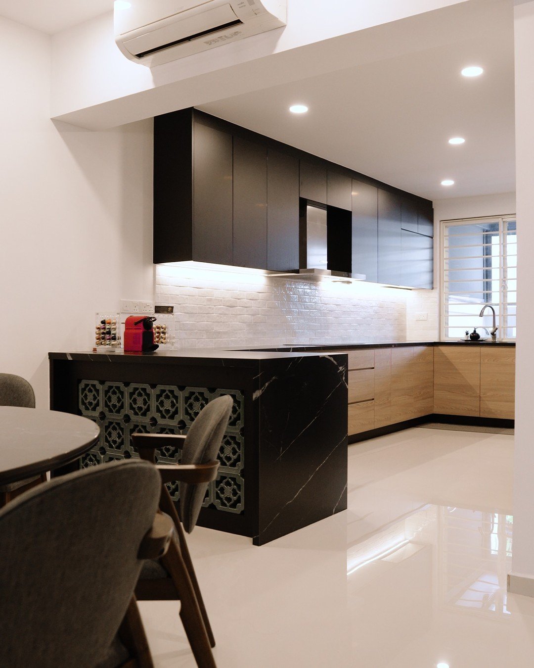 Image gallery marquee